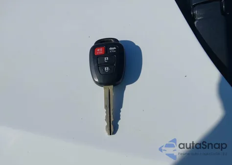 2015 Toyota Corolla S Plus из США, поврежденный, VIN 2T1BURHE0FC256266